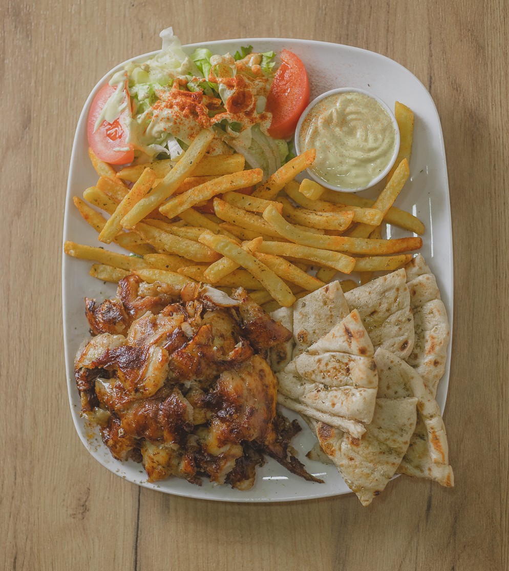 Chicken souvlaki pita